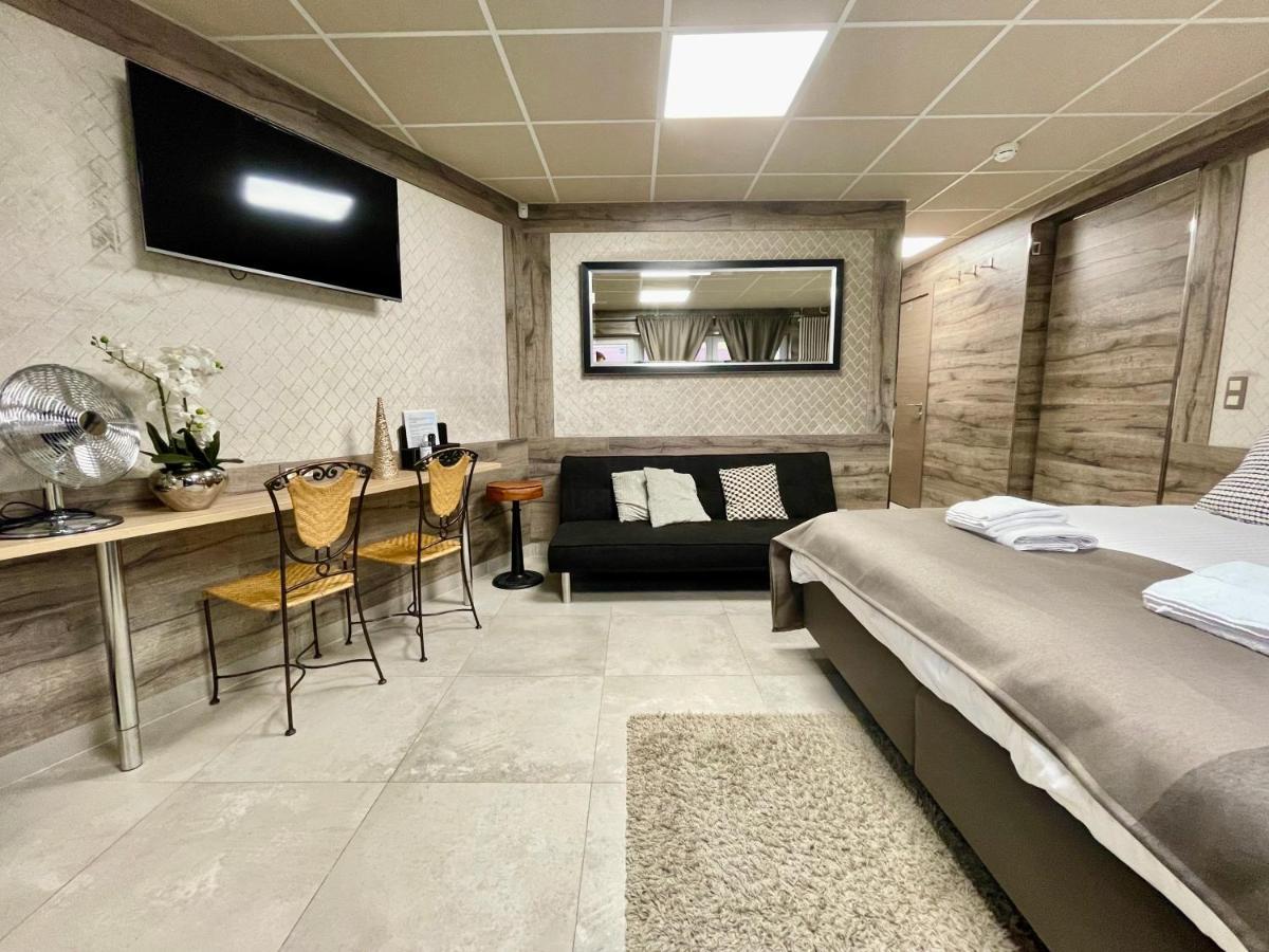 Guesthouse Room40 マルメディ エクステリア 写真